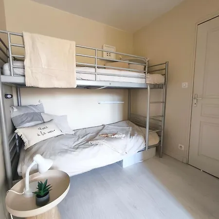 Le De Mag Daire Cerences (Manche)