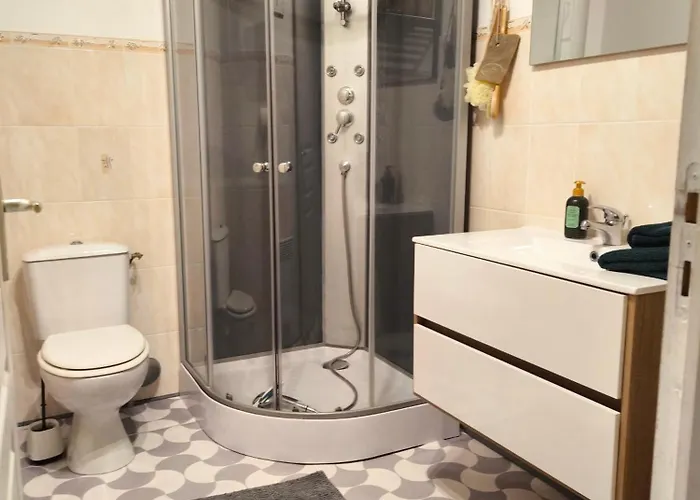 Le De Mag Apartman Cerences